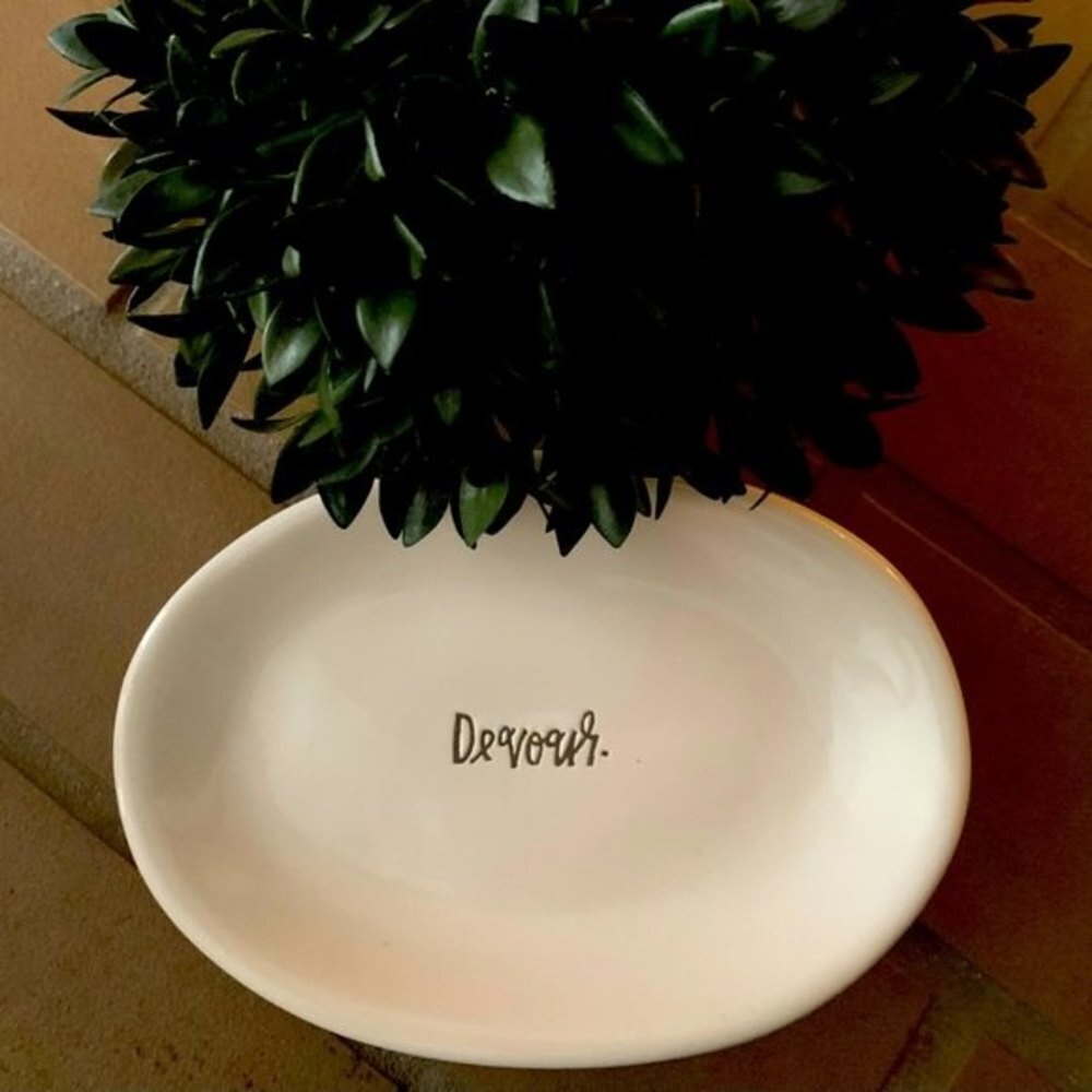 Rae Dunn Script Devour Oval‎ Plate
